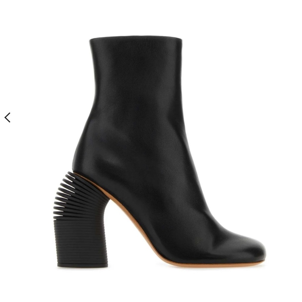 Off-White Tonal Spring Ankle Boot - Size 6